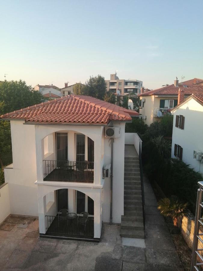 Apartments Villa Nona II 우마그 외부 사진